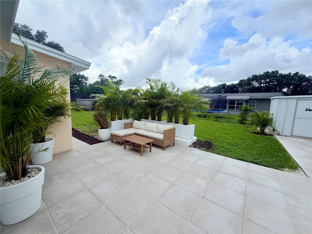 1650 HASTINGS DRIVE Deltona, FL 32725