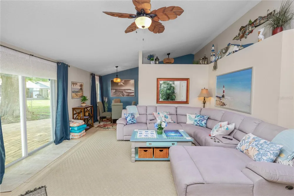 6201 VINTAGE DRIVE Lakeland, FL 33809