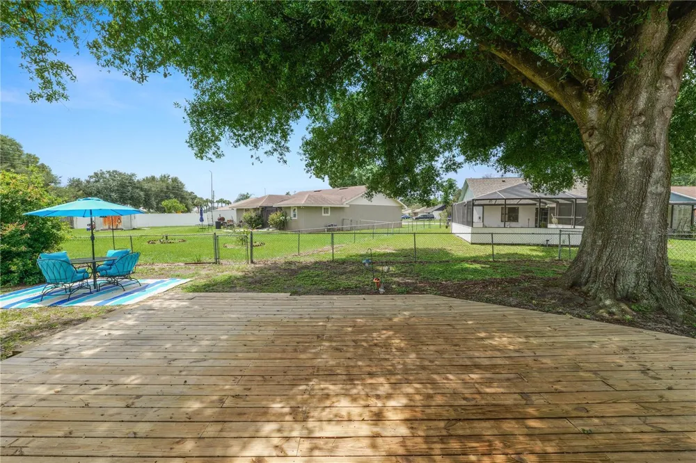 6201 VINTAGE DRIVE Lakeland, FL 33809