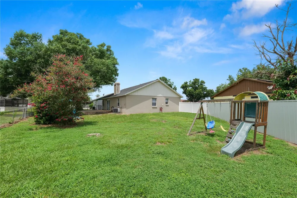 6201 VINTAGE DRIVE Lakeland, FL 33809