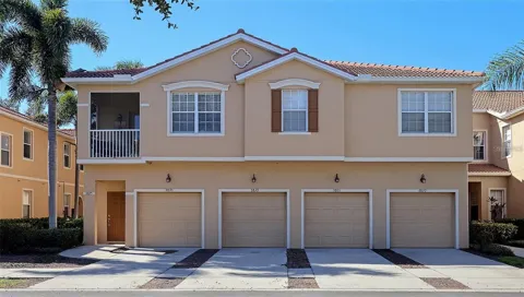 3827 PARKRIDGE CIRCLE #1-102