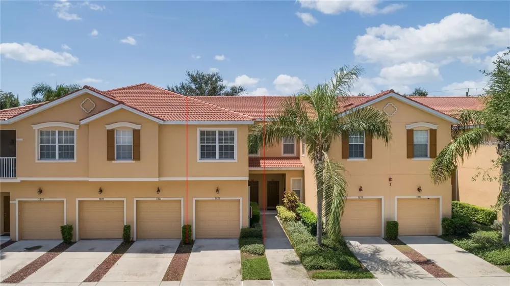 3827 PARKRIDGE CIRCLE #1-102 Sarasota, FL 34243