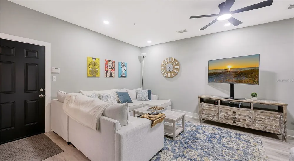3827 PARKRIDGE CIRCLE #1-102 Sarasota, FL 34243