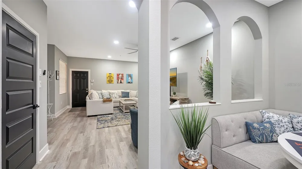 3827 PARKRIDGE CIRCLE #1-102 Sarasota, FL 34243
