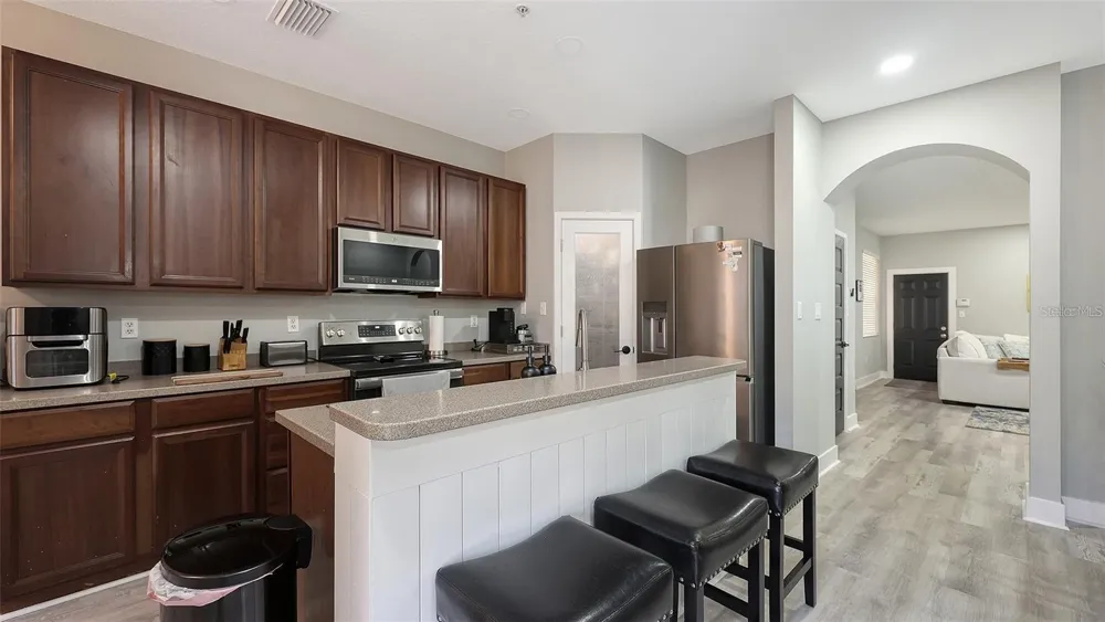 3827 PARKRIDGE CIRCLE #1-102 Sarasota, FL 34243
