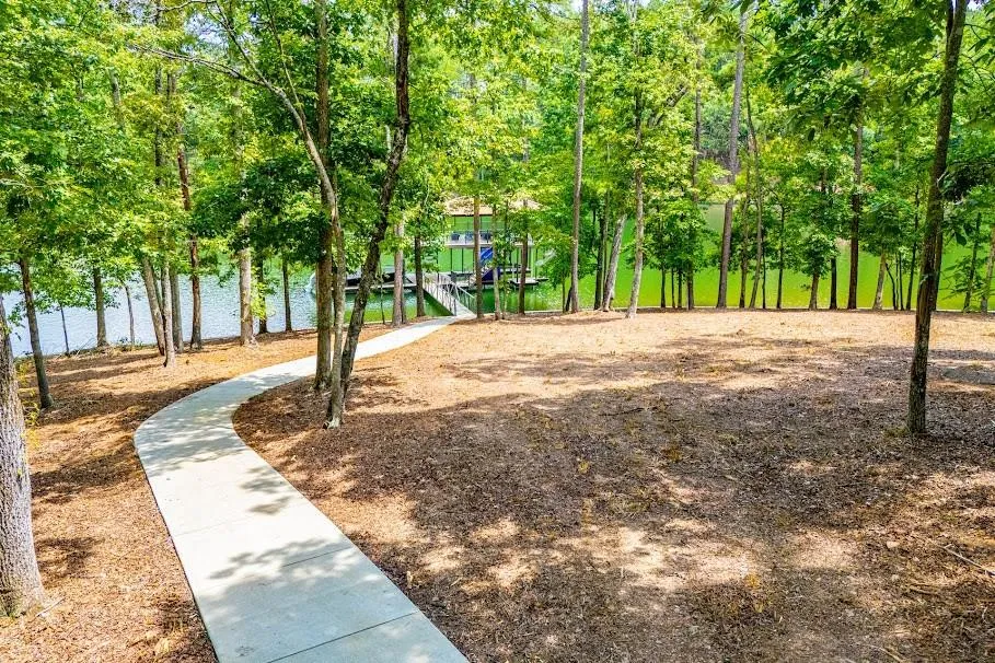 741 Firefly Lane Lineville, AL 36266