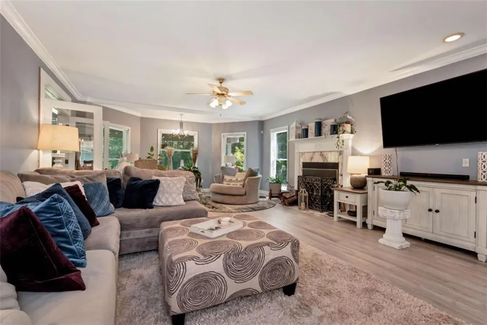 425 Greenleaf Drive Lavonia, GA 30553