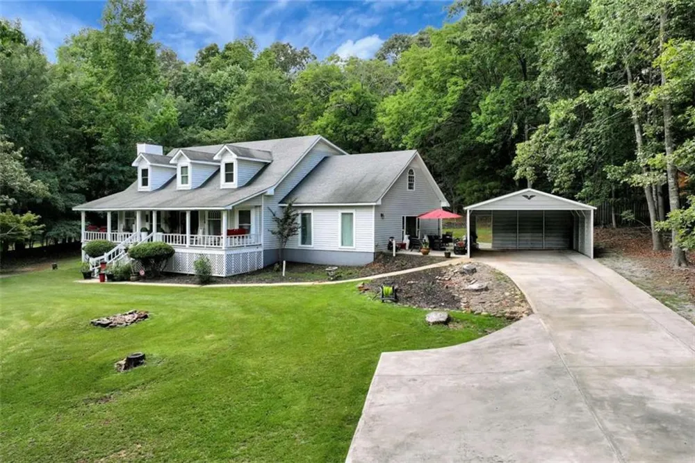 425 Greenleaf Drive Lavonia, GA 30553