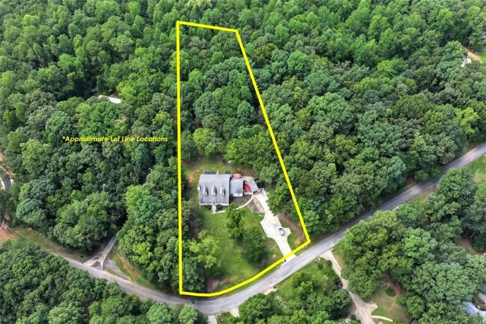 425 Greenleaf Drive Lavonia, GA 30553