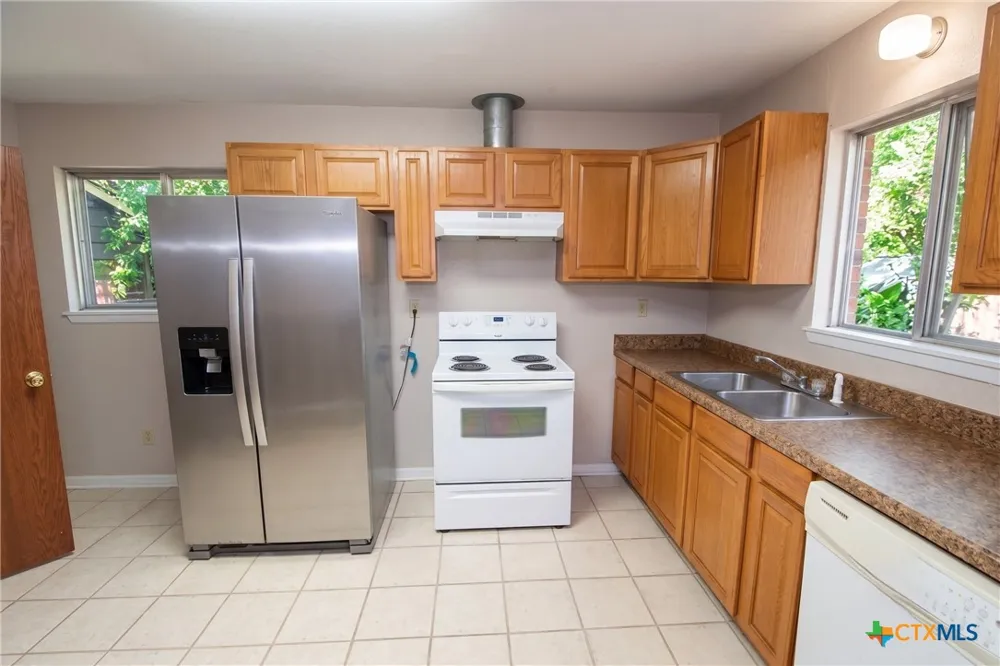 409 Oak Street Copperas Cove, TX 76522
