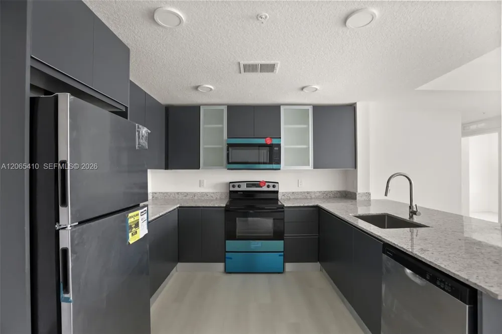 5563 Millenia Park Blvd #401 Orlando, FL 32839