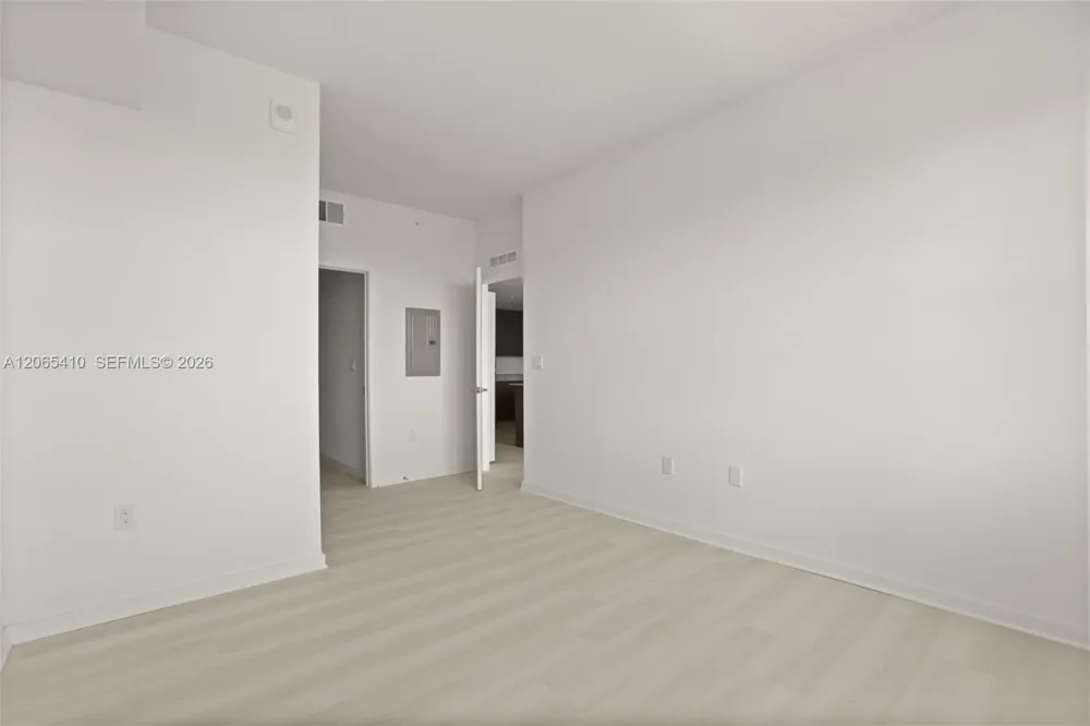 5563 Millenia Park Blvd #401 Orlando, FL 32839