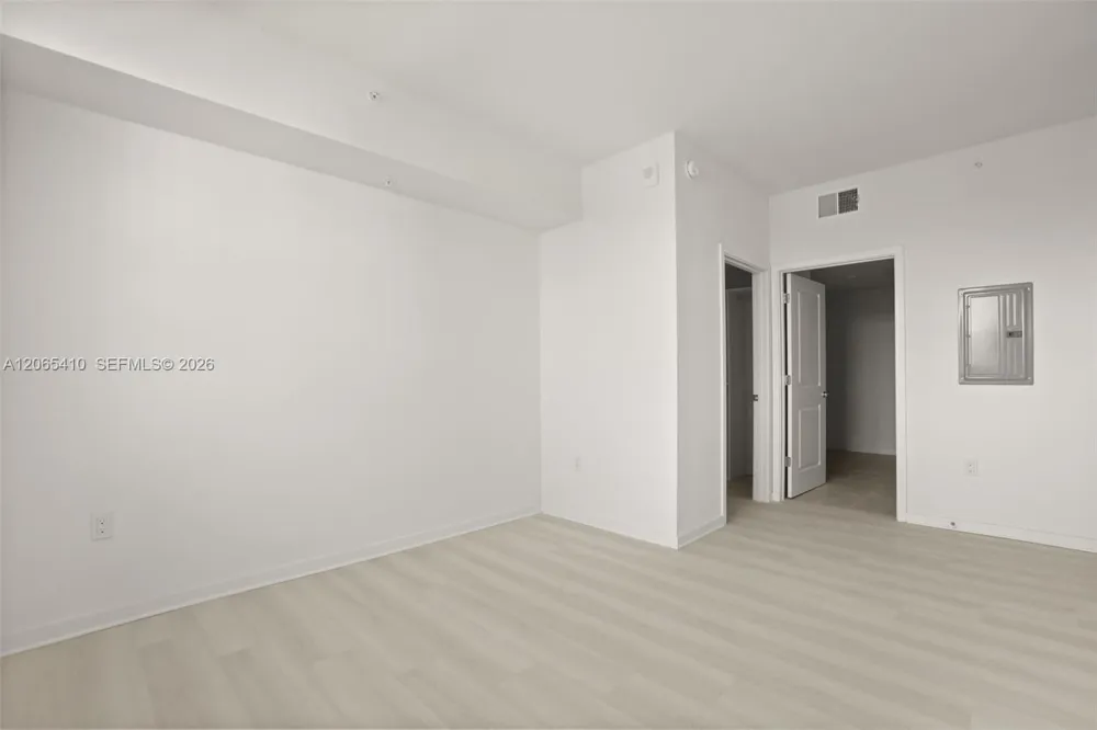 5563 Millenia Park Blvd #401 Orlando, FL 32839