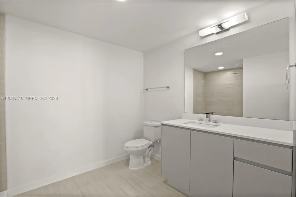5563 Millenia Park Blvd #401 Orlando, FL 32839