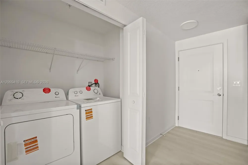 5563 Millenia Park Blvd #401 Orlando, FL 32839
