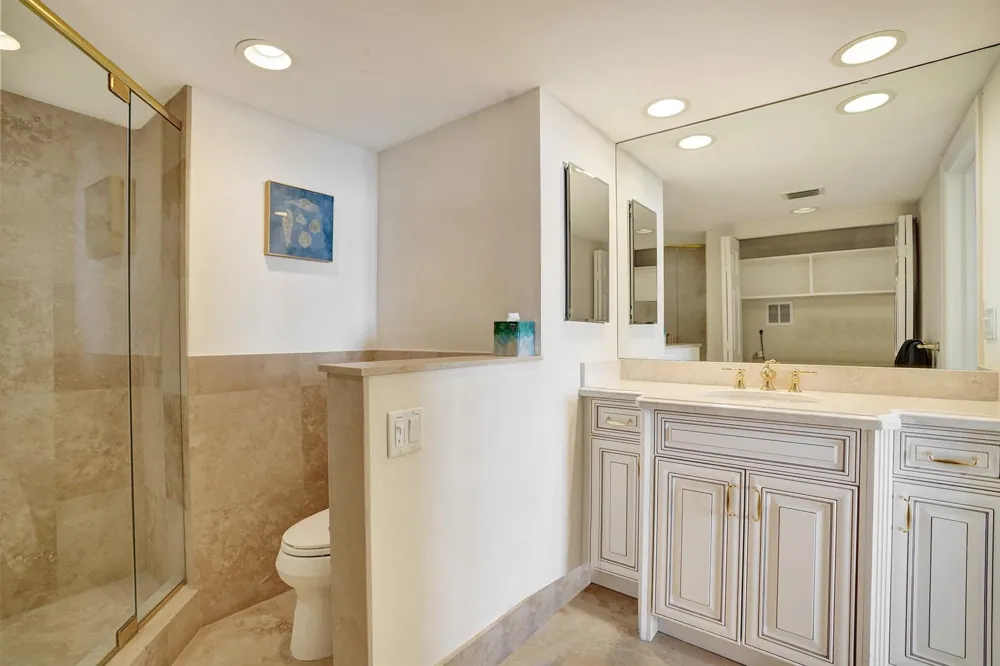 700 S Ocean Boulevard #604 Boca Raton, FL 33432