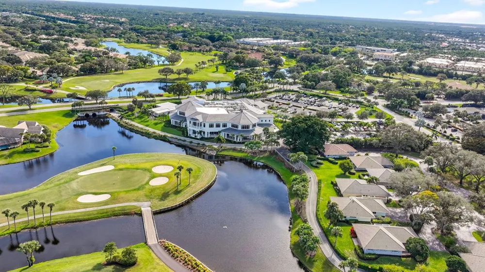 5402 SE MEREDITH TERRACE Stuart, FL 34997