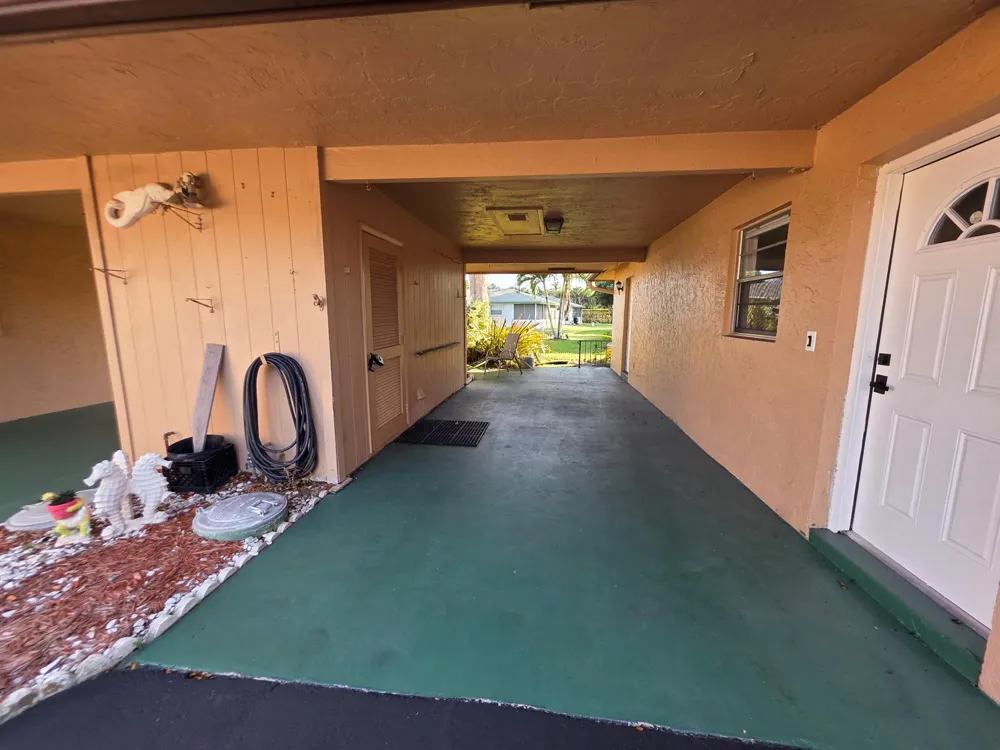 718 Whippoorwill Lane Delray Beach, FL 33445