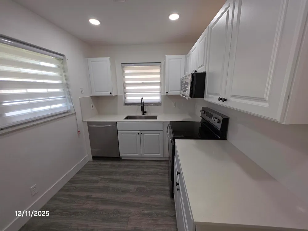 718 Whippoorwill Lane Delray Beach, FL 33445