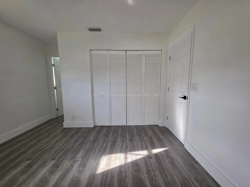 718 Whippoorwill Lane Delray Beach, FL 33445