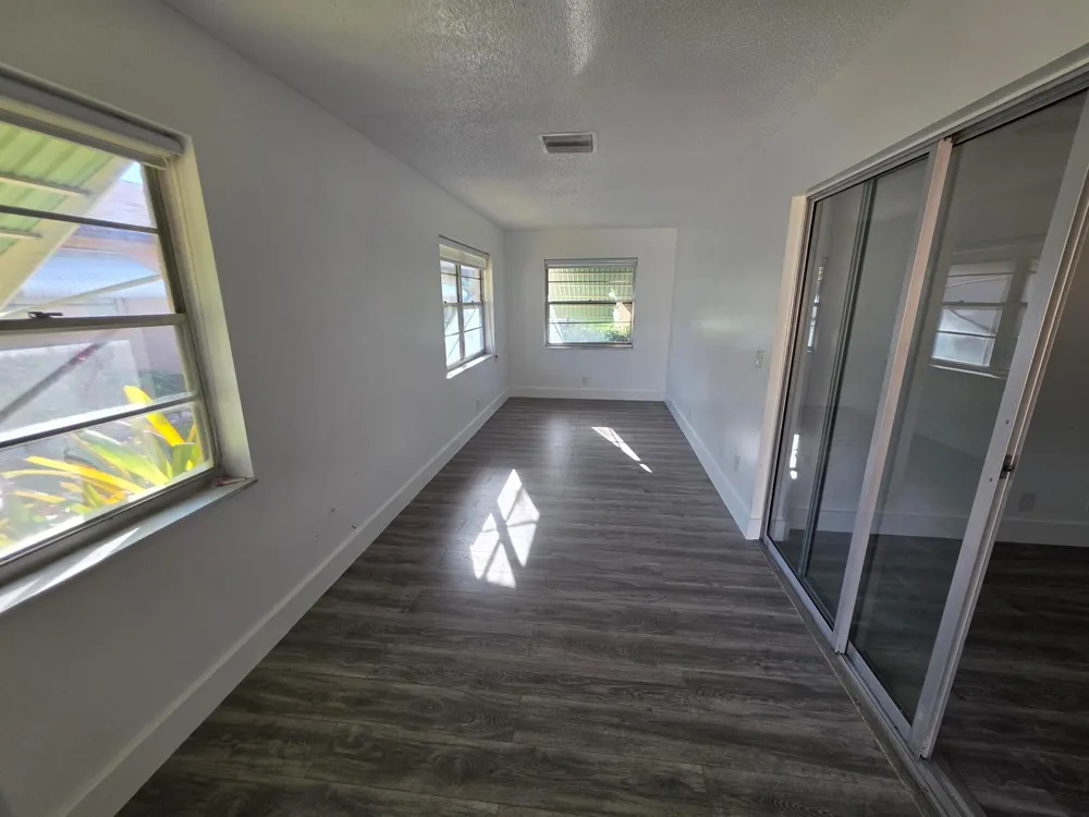 718 Whippoorwill Lane Delray Beach, FL 33445