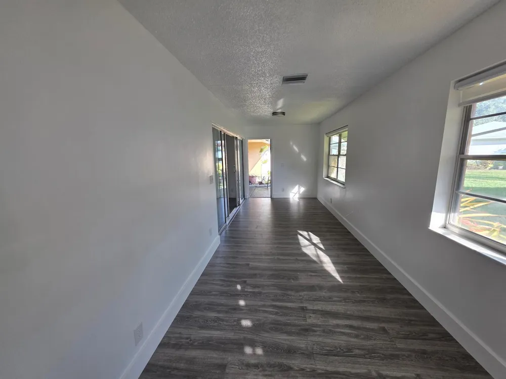 718 Whippoorwill Lane Delray Beach, FL 33445