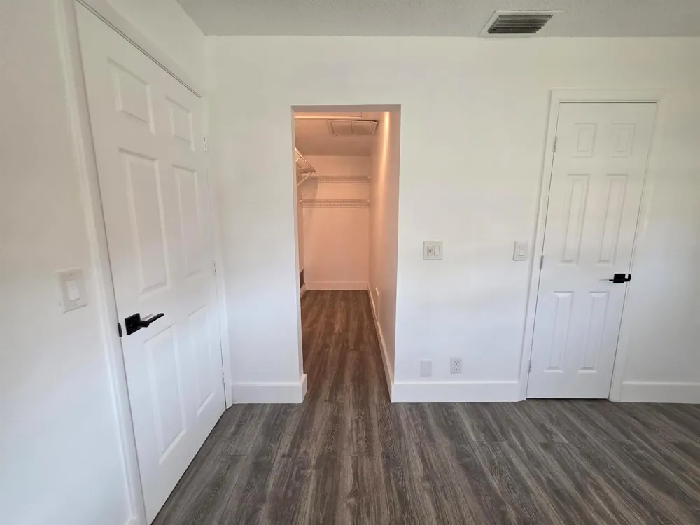 718 Whippoorwill Lane Delray Beach, FL 33445