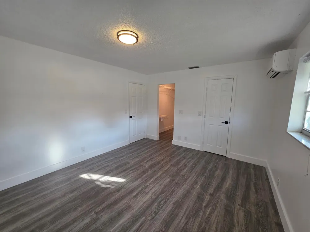 718 Whippoorwill Lane Delray Beach, FL 33445