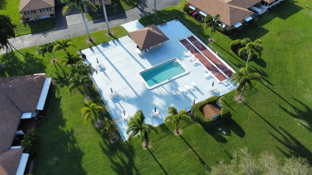 718 Whippoorwill Lane Delray Beach, FL 33445