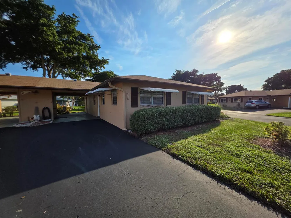 718 Whippoorwill Lane Delray Beach, FL 33445