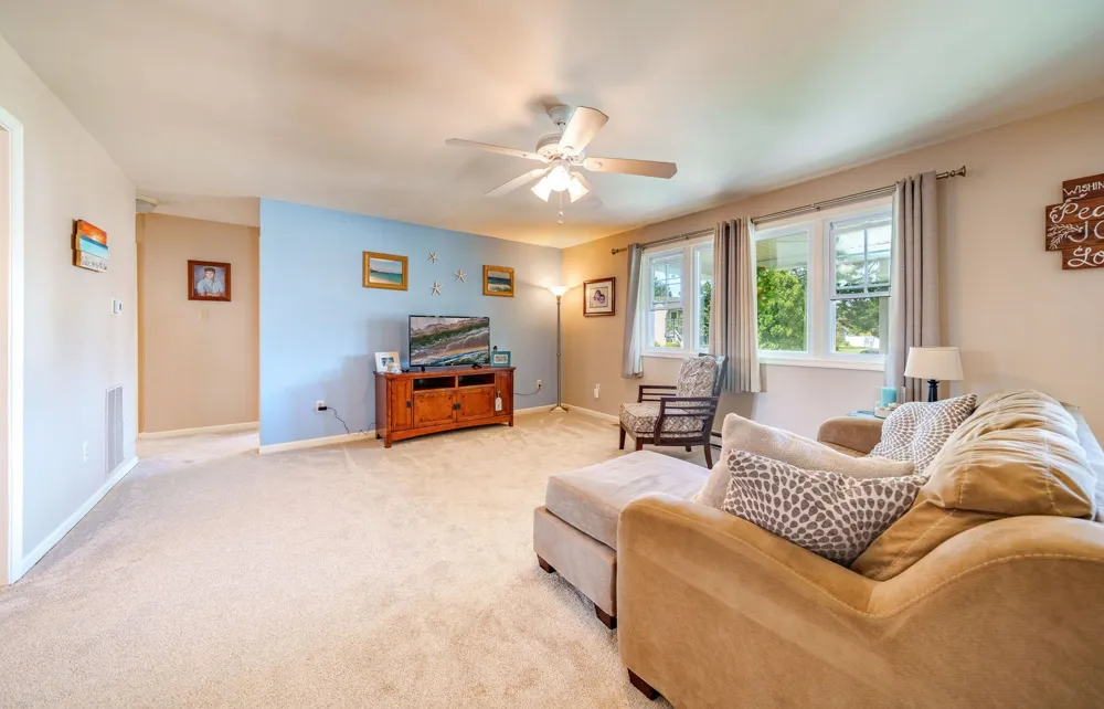 11 Lake Corson Lane Marmora, NJ 08223
