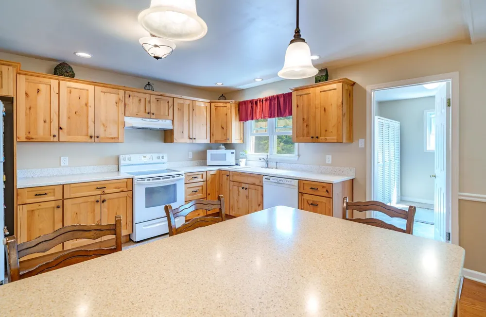 11 Lake Corson Lane Marmora, NJ 08223