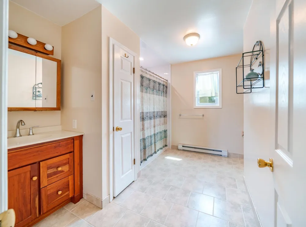 11 Lake Corson Lane Marmora, NJ 08223