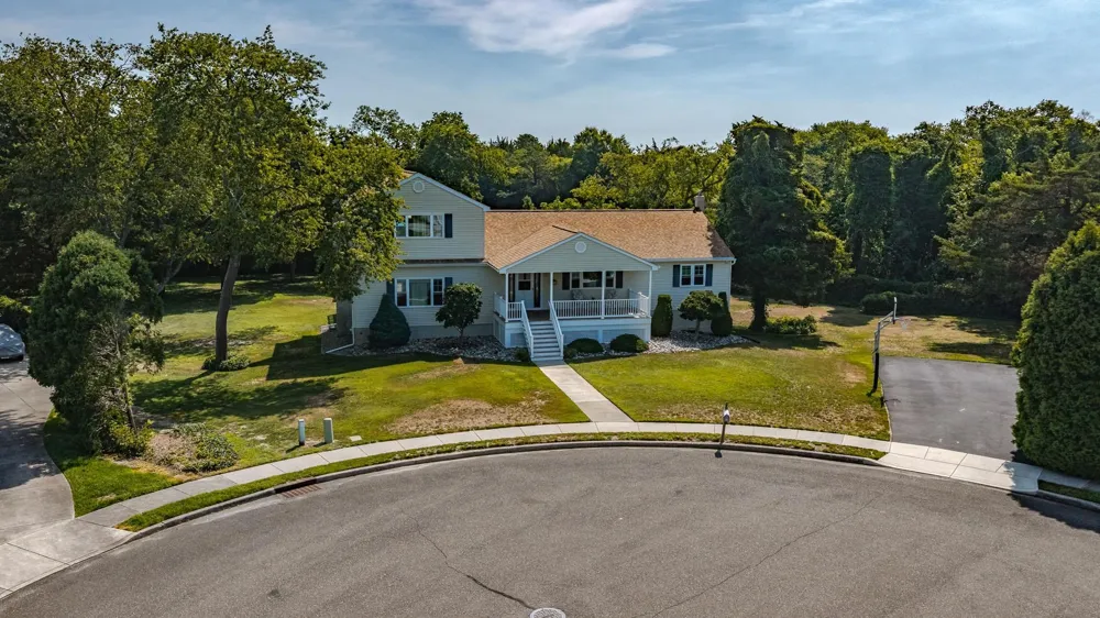 11 Lake Corson Lane Marmora, NJ 08223