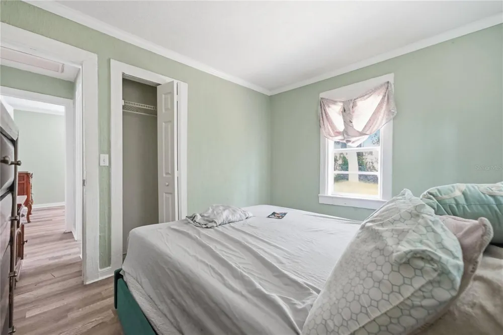 1553 29TH STREET Sarasota, FL 34234