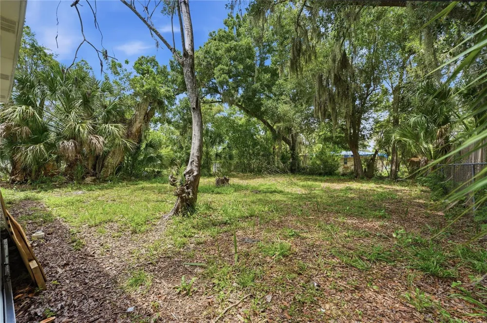 1553 29TH STREET Sarasota, FL 34234