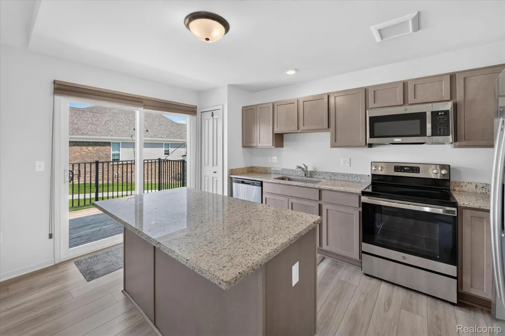 9911 Ridge Run Street Hartland Township, MI 48855