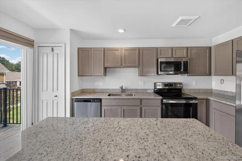 9911 Ridge Run Street Hartland Township, MI 48855
