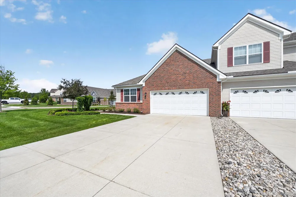 9911 Ridge Run Street Hartland Township, MI 48855
