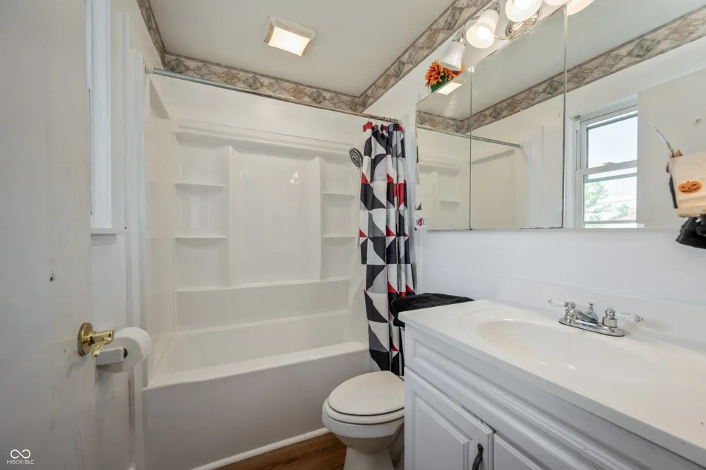 741 Wanda Street Scottsburg, IN 47170