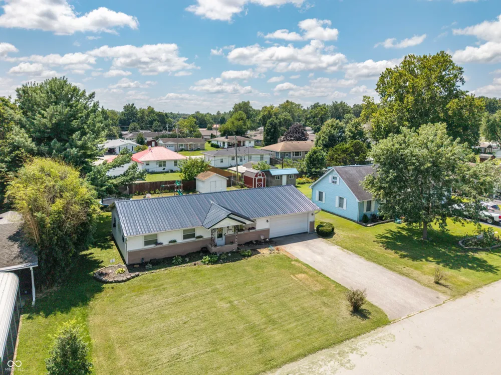 741 Wanda Street Scottsburg, IN 47170