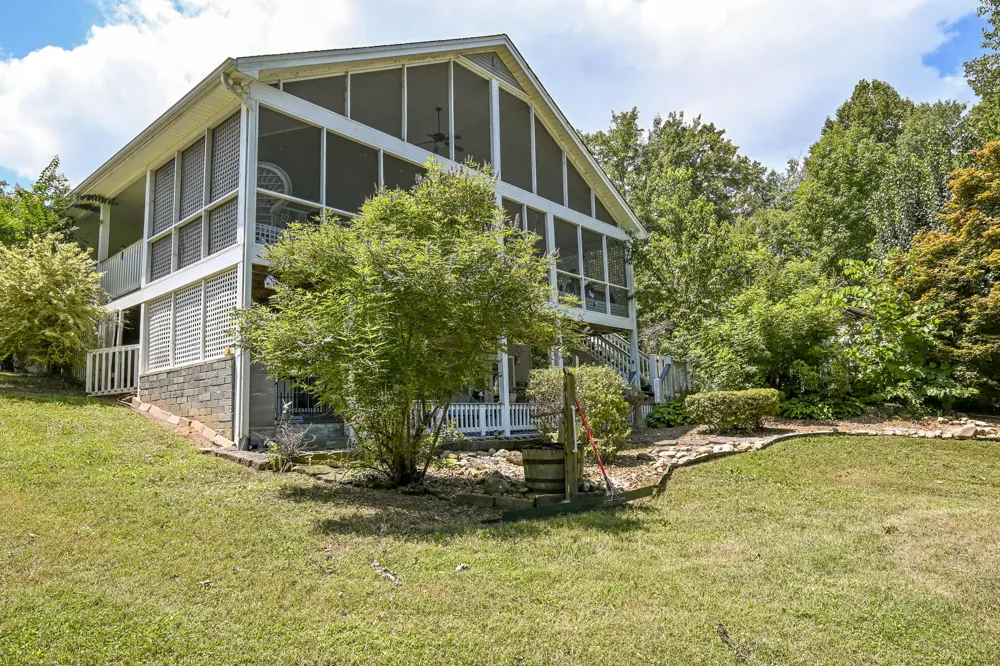236 Sam Johnson Road NW Georgetown, TN 37336