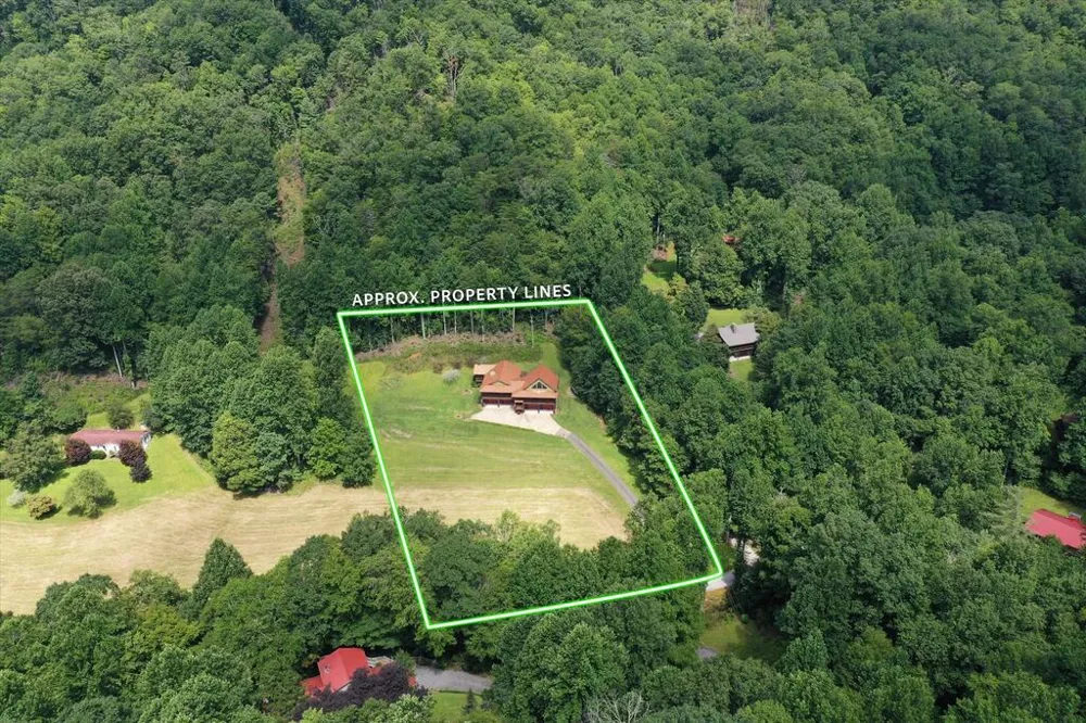 Coopers Creek Rd Bryson City, NC 28713