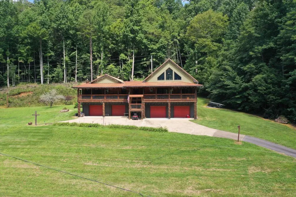 Coopers Creek Rd Bryson City, NC 28713