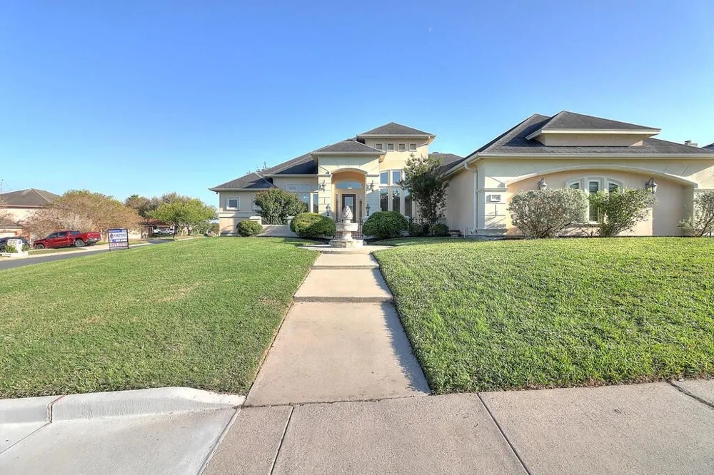 4510 Thoreau Circle Corpus Christi, TX 78410