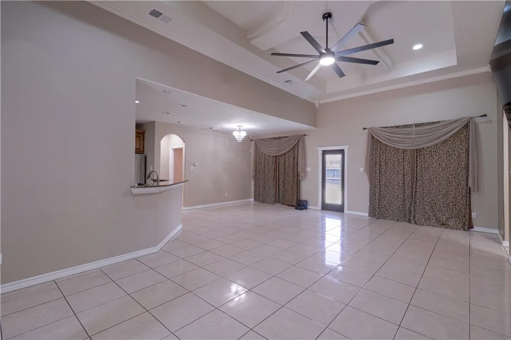 6842 Old Square Drive Corpus Christi, TX 78414