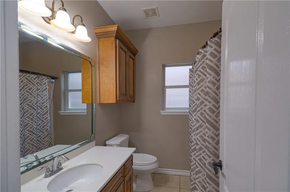6842 Old Square Drive Corpus Christi, TX 78414