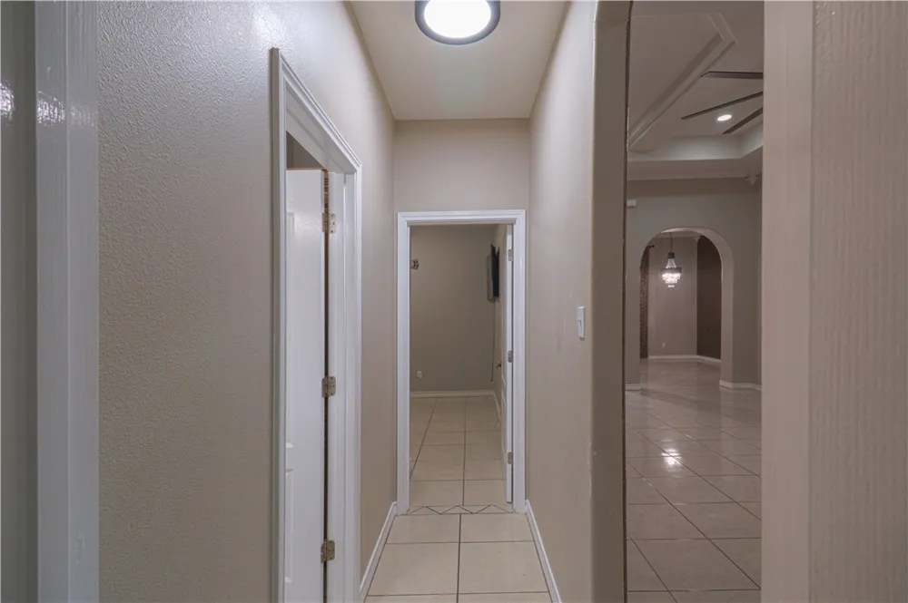 6842 Old Square Drive Corpus Christi, TX 78414