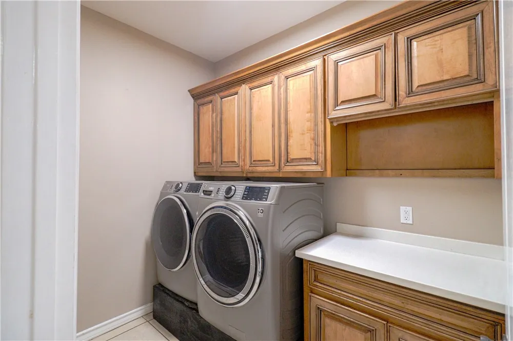6842 Old Square Drive Corpus Christi, TX 78414