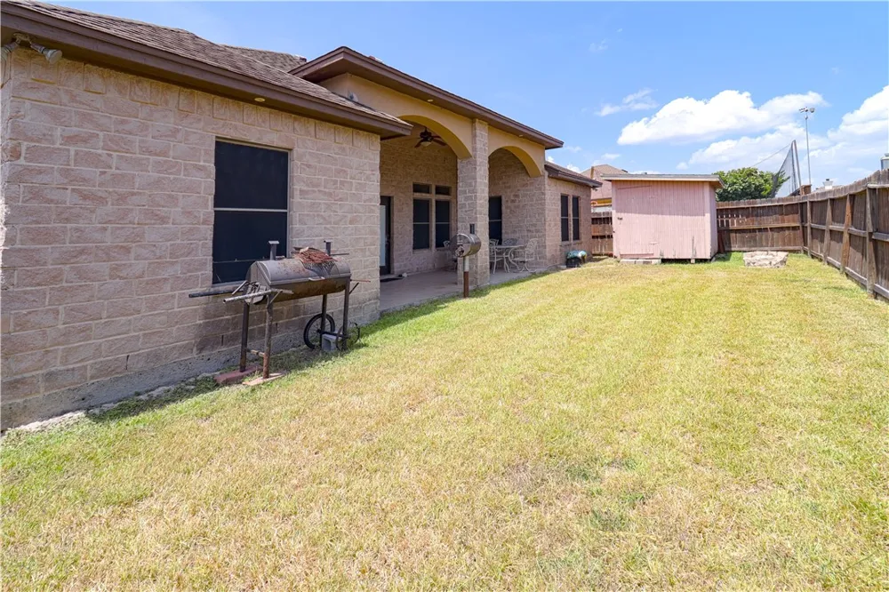 6842 Old Square Drive Corpus Christi, TX 78414
